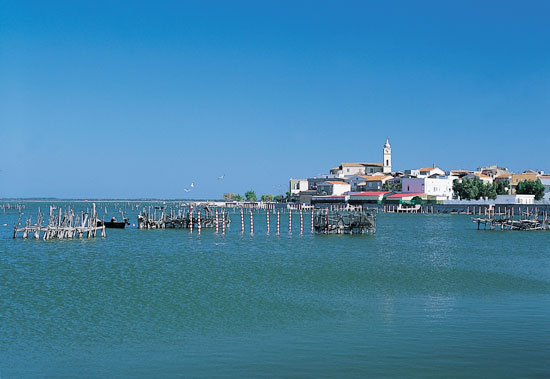 Lago di Lesina panorama