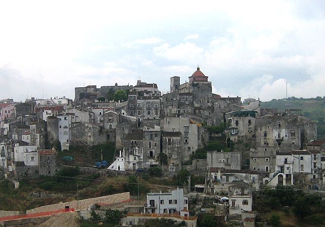 640px-Vico_Panorama